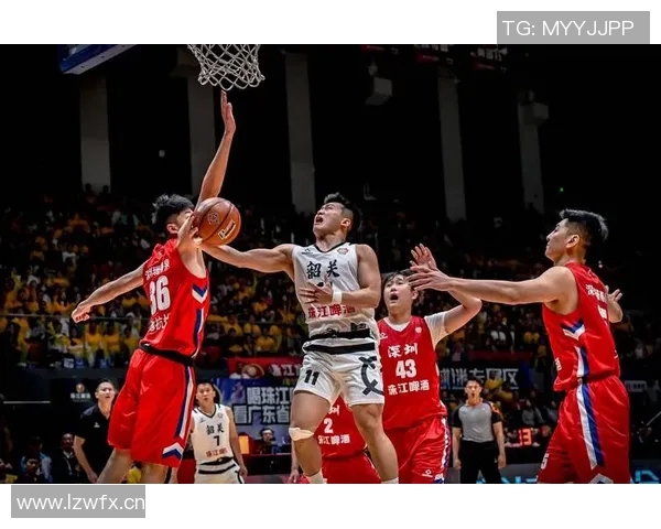 河南没有CBA球队但有足球队:河南体育产业的多元化发展